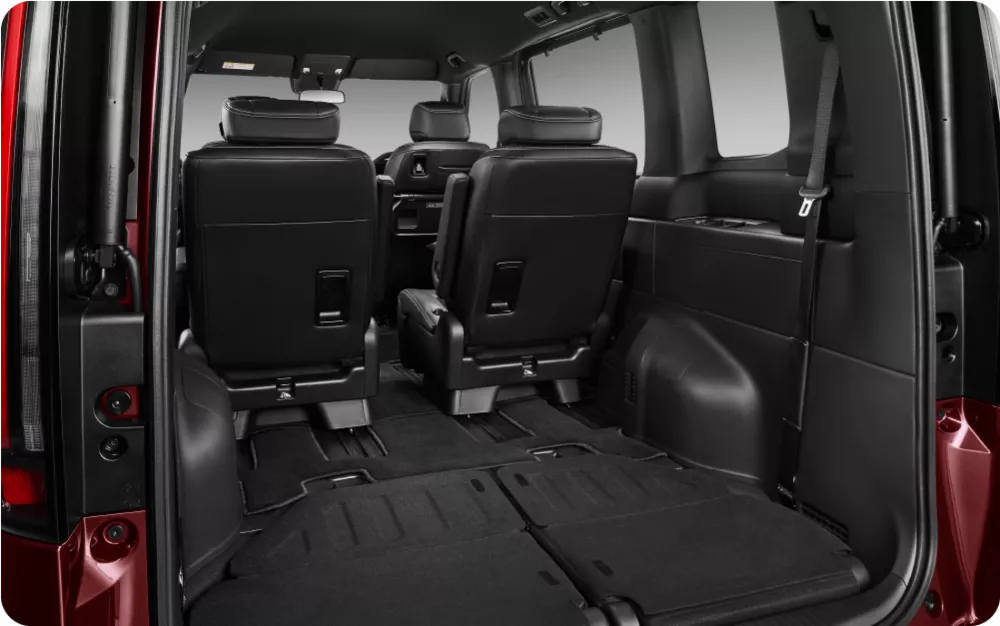 Honda Step WGN Interior (10) Honda Step WGN Interior (10)